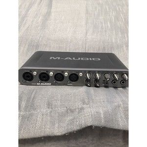 M-Audio Fast Track Ultra USB 2.0 Audio Interface High Speed Built-in Preamp